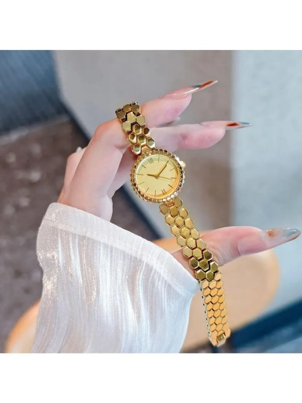 Women's Gold Small Vintage Bracelet Analog Waterproof Stainless Steel Band Watch